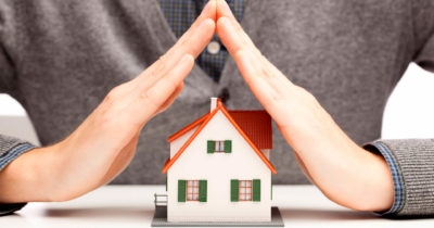 Защита права на жилье