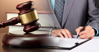 Составление юристом иска в суд