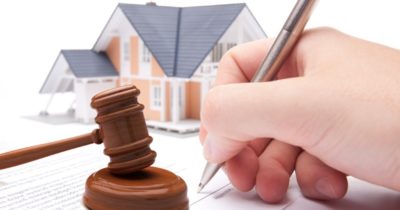 Суд о правах на жилой дом