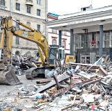 КС РФ признал законными нормы Гражданского кодекса о внесудебном сносе самостроя